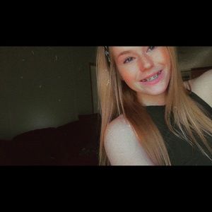 Meet your Posher, Halei